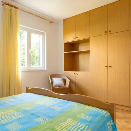 Olive Apartment