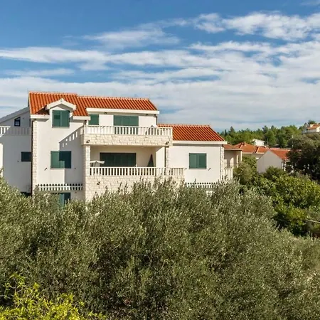 Olive Apartment Seget Vranjica